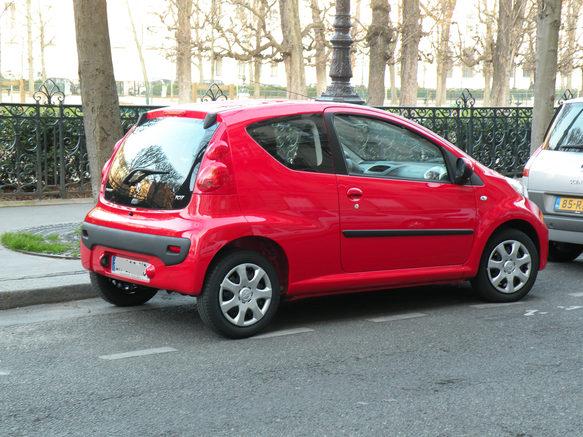  Peugeot 107, arrière